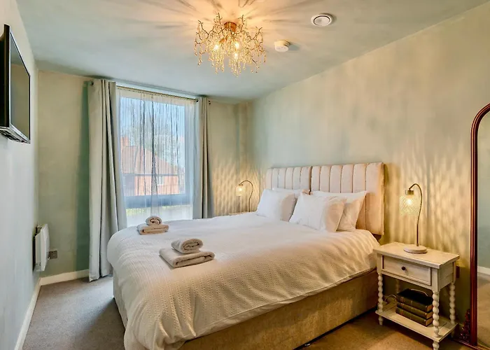 Retreat For 4 With Free Parking And Gym Access Apartament York