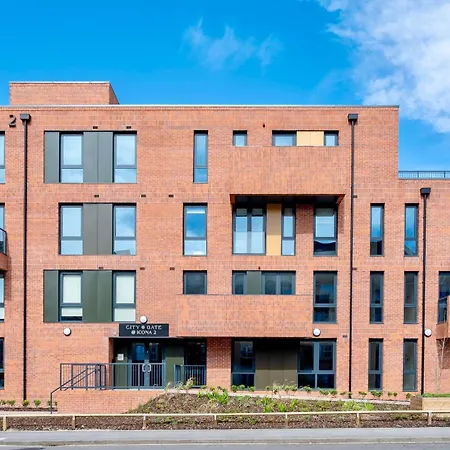 Retreat For 4 With Free Parking And Gym Access * York